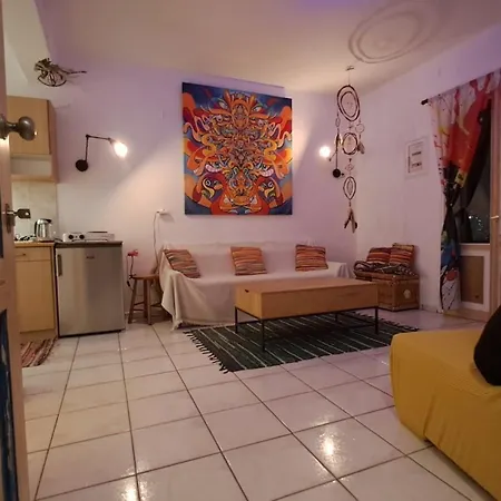 Mandala Ano Syros